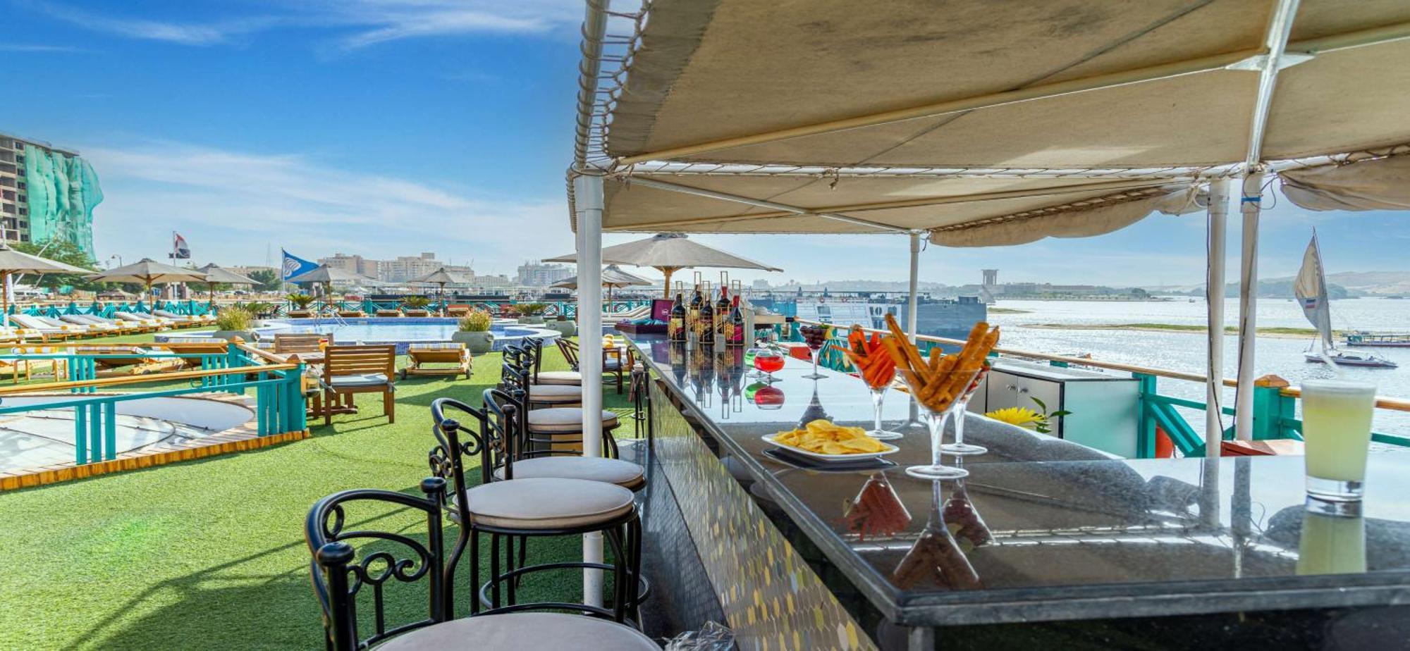 Sonesta Moon Goddess Cruise - From Aswan To Luxor - 03 & 07 Nights Every Friday Hotel Exterior photo